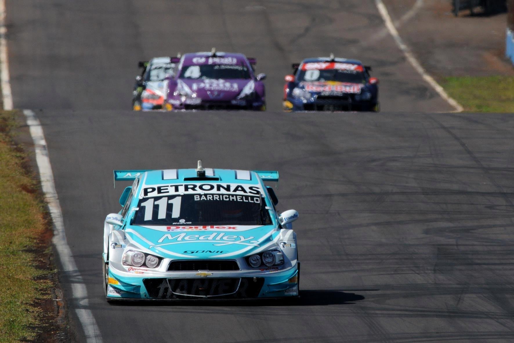 A Rodada Dupla De Cascavel Da Stock Car Em Imagens