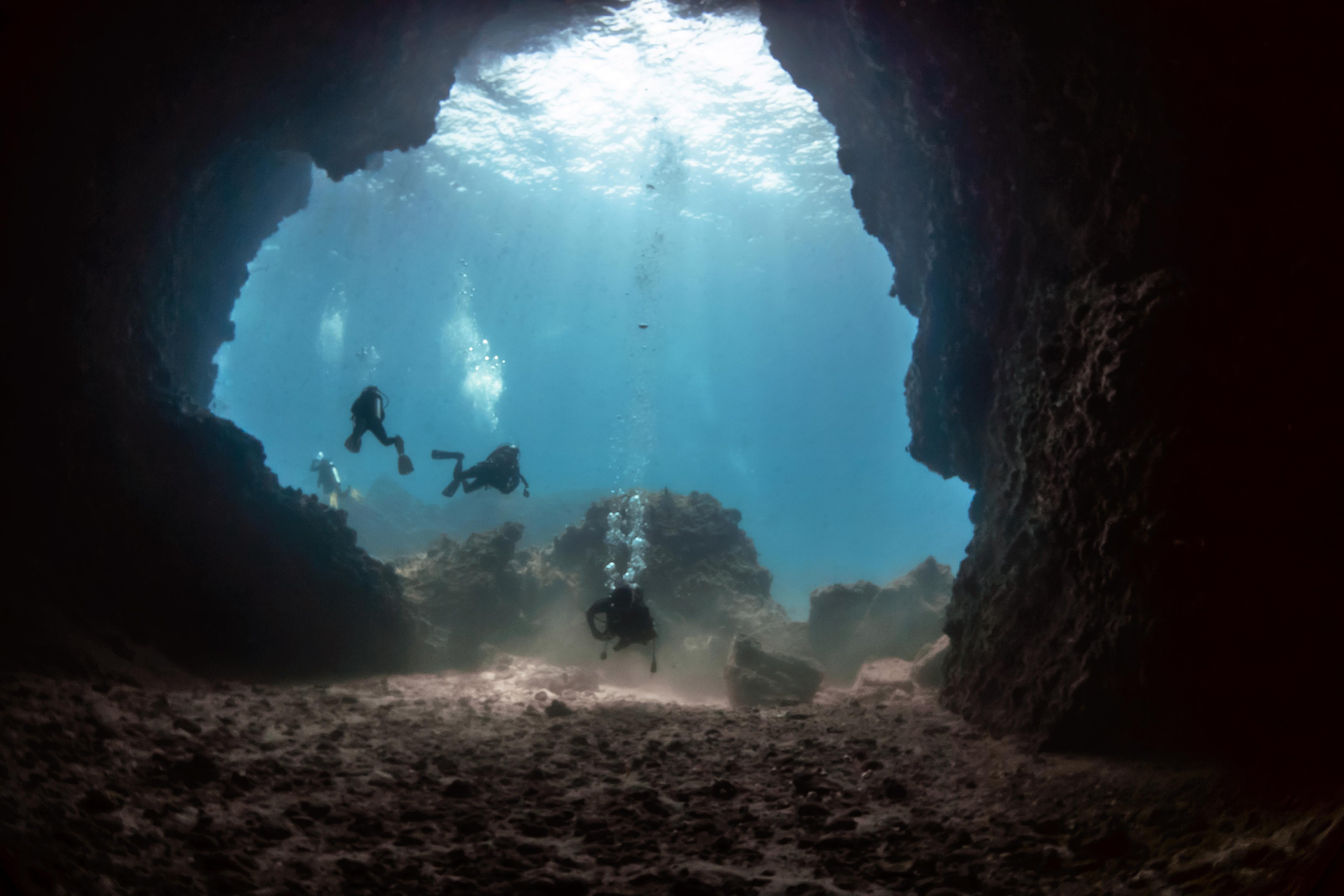 Подводные пещеры Тайланд