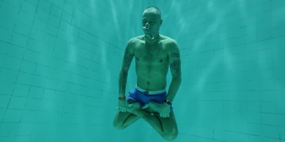 Watch as a Freediver's Heart Rate Drops to 37bpm