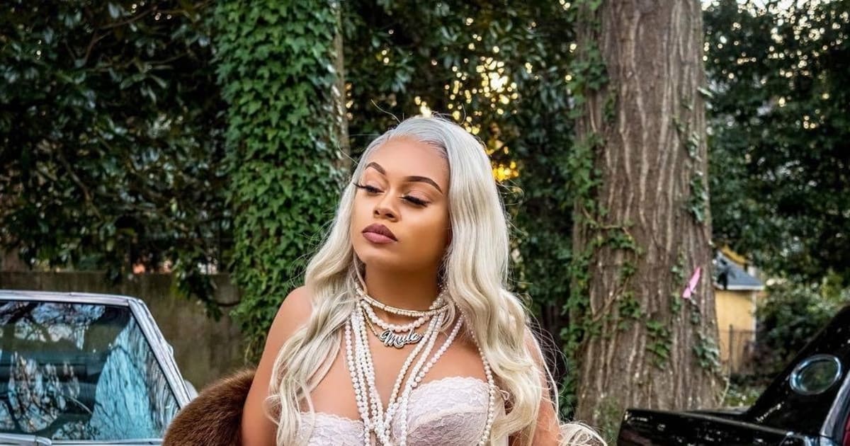 Ozarbayjon bokira jinsiy aloqa