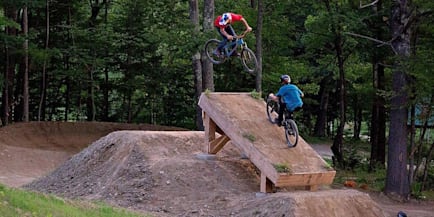 3 Ways To Build Dirt Jumps - Wikihow