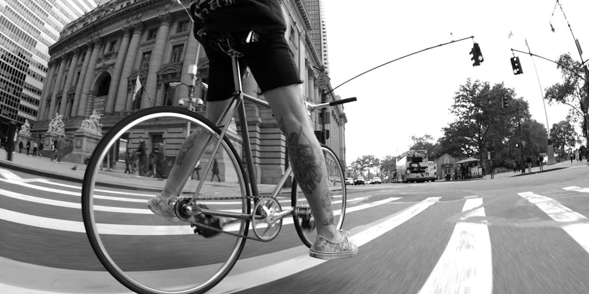 Inseguendo la fixed Jake Ricker in giro per new york
