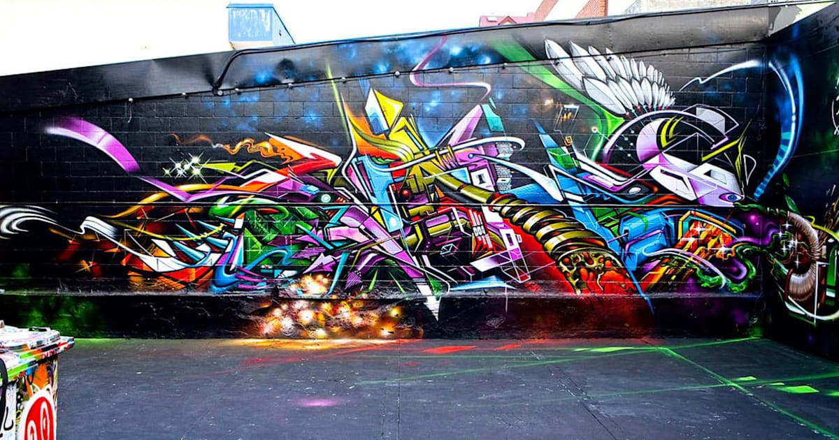 Vans The Omega: Graffiti artist on Dubai living mural