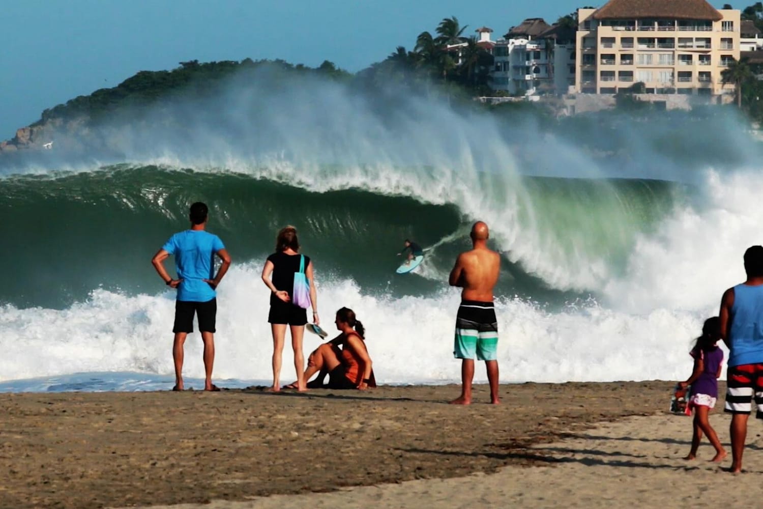 Sessions: Puerto Escondido surf de grandes olas