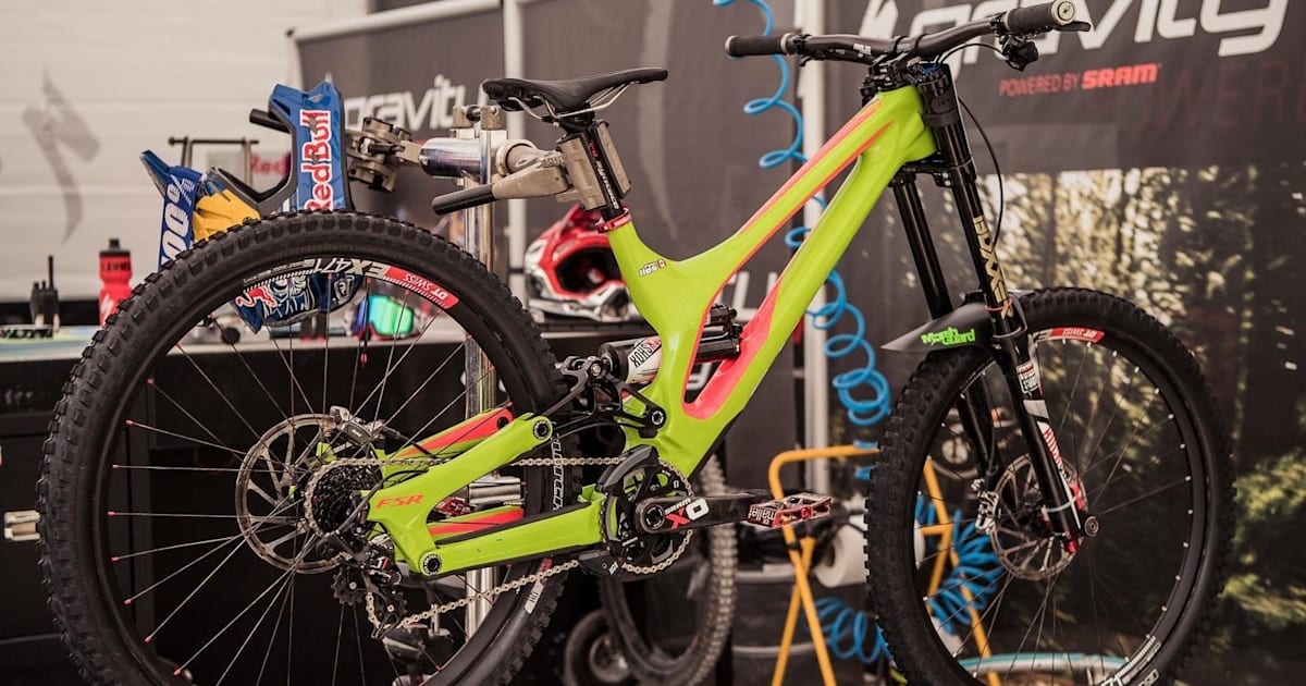 Specialized demo 8 race 2025