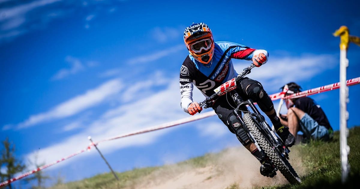 MTB DH SADDLE ⭐︎Nicolas Vouilloz Model. MTB DH SADDLE ⭐︎Nicolas Vouilloz Model.