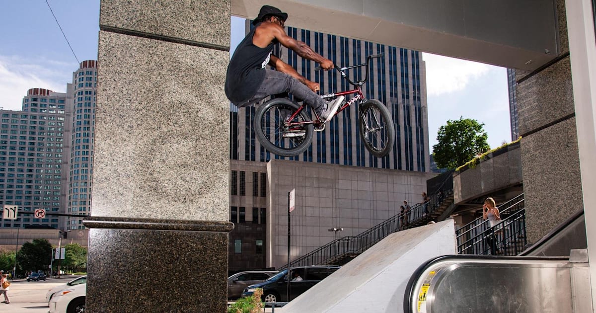 Chicago BMX Riders Working Jobs and Riding: Part one