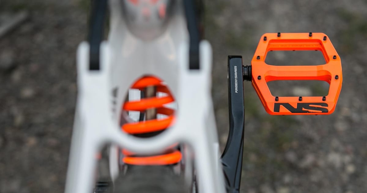 Sram flat pedals discount