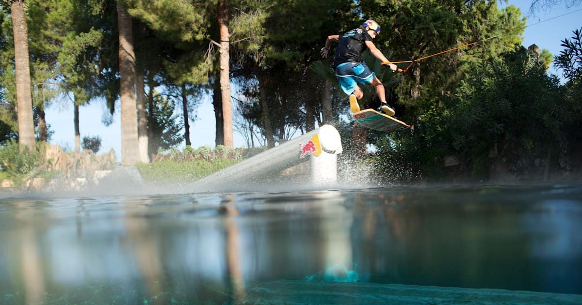 Wakeskating the Cleopatra pond in Hierapolis