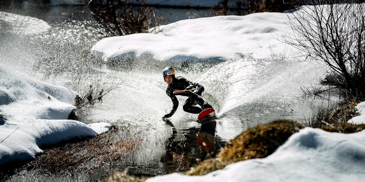 h2o snowboard
