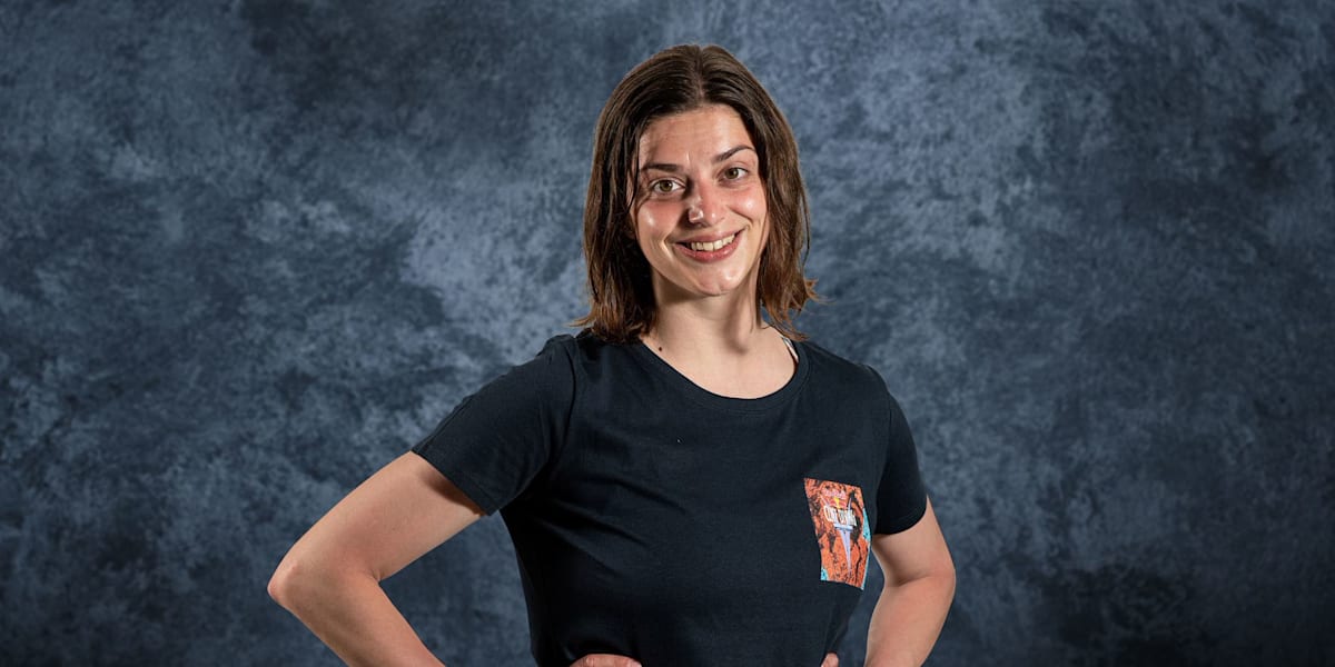 Yana Nestsiarava: Cliff Diving – Red Bull Athlete Page