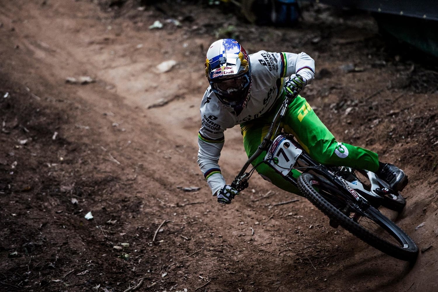 Results and downhill race action from Cairns