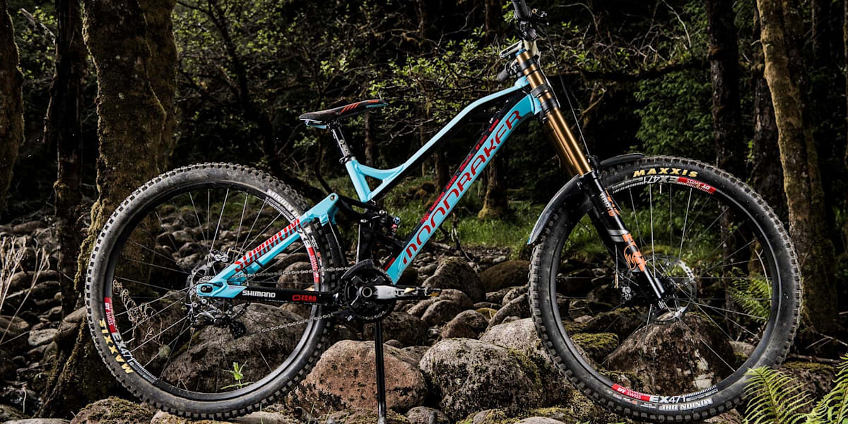 Danny Hart 2017 Bike Check Mondraker Summum