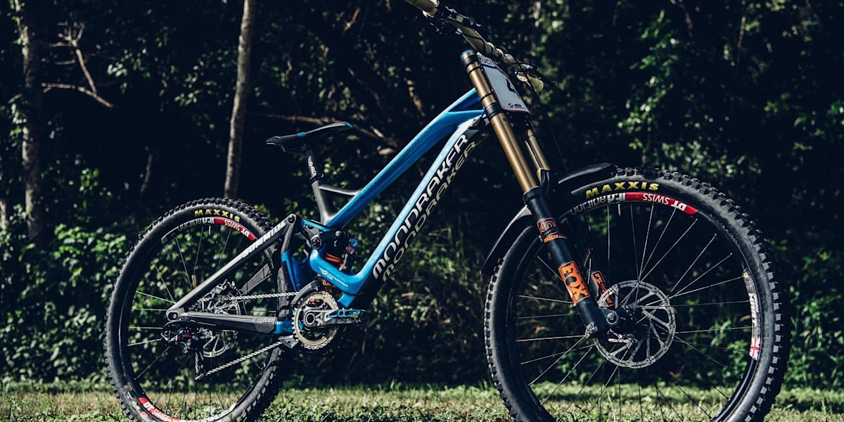 Downhill bike mondraker on sale