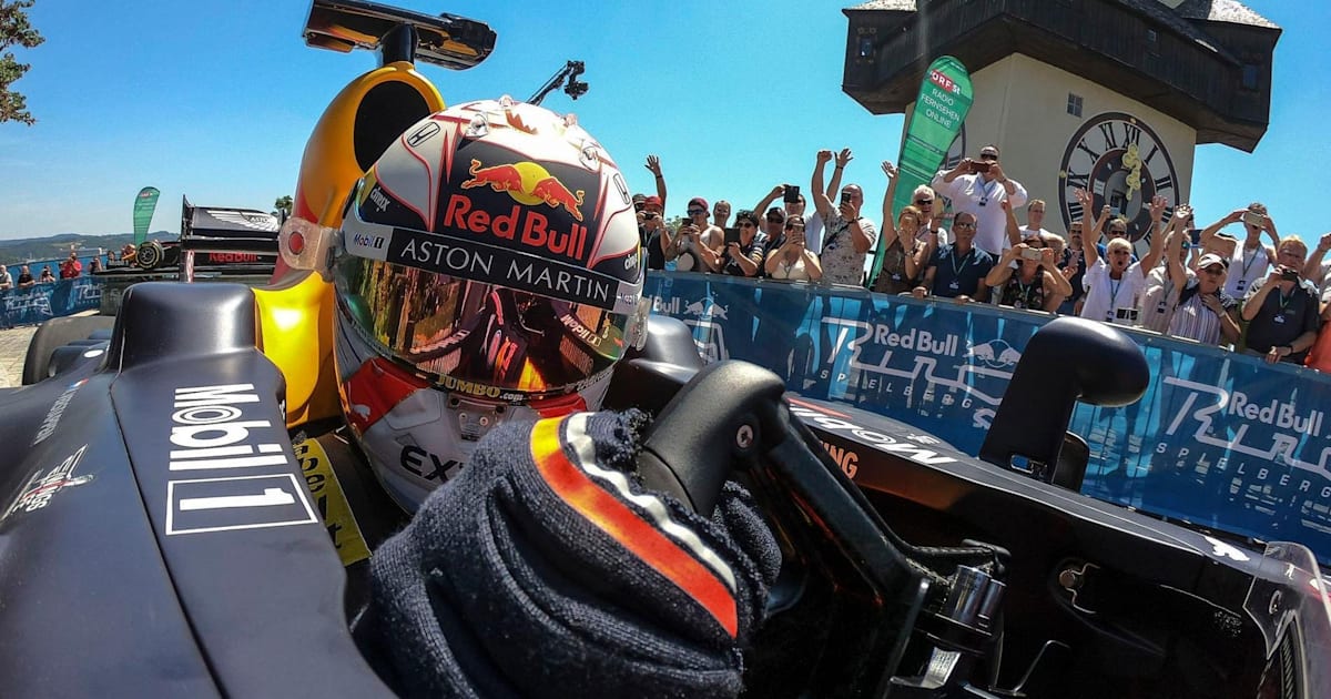 Aston Martin Red Bull Racing: Graz Show Run – video