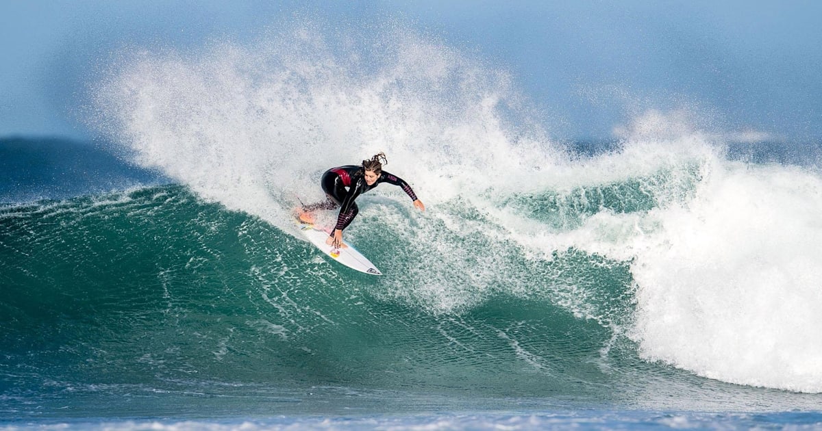 Caroline Marks: Interview and raw surfing video part