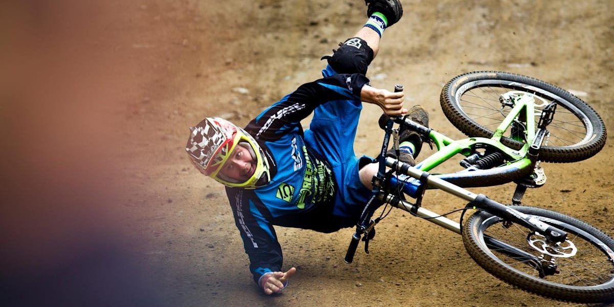 Shoulder pain mountain biking on sale