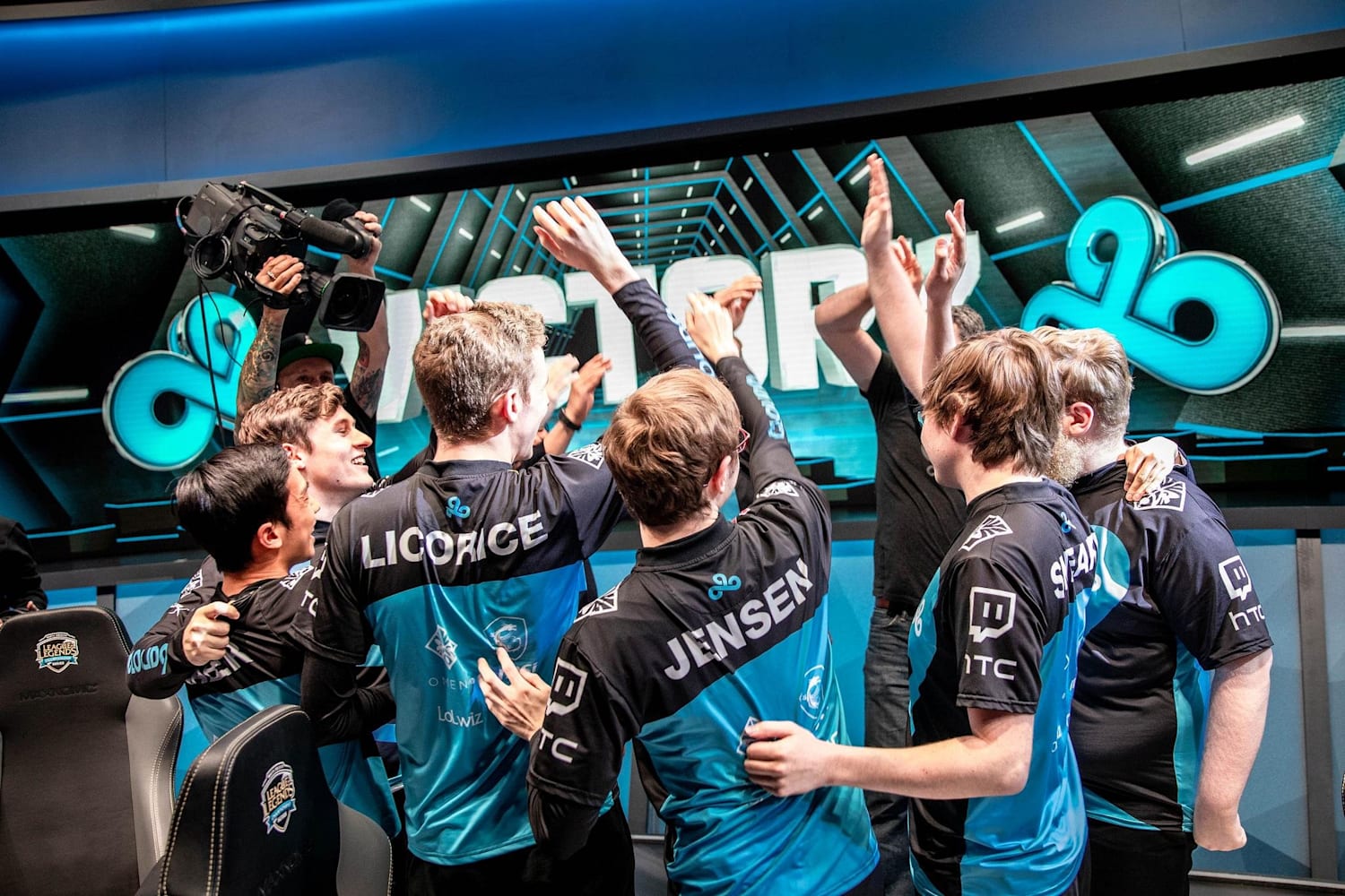 Cloud9 LCS season look back +review+ Red Bull Esports