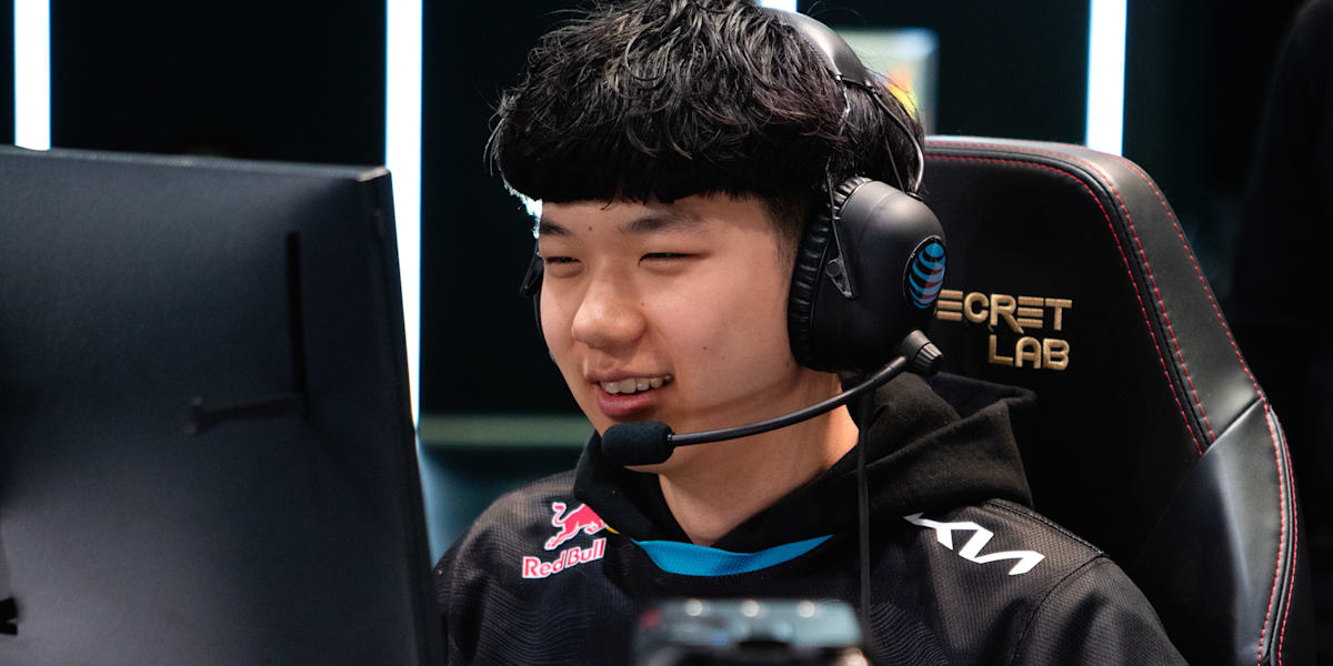 Best mid lane 1v1 champions in League of Legends