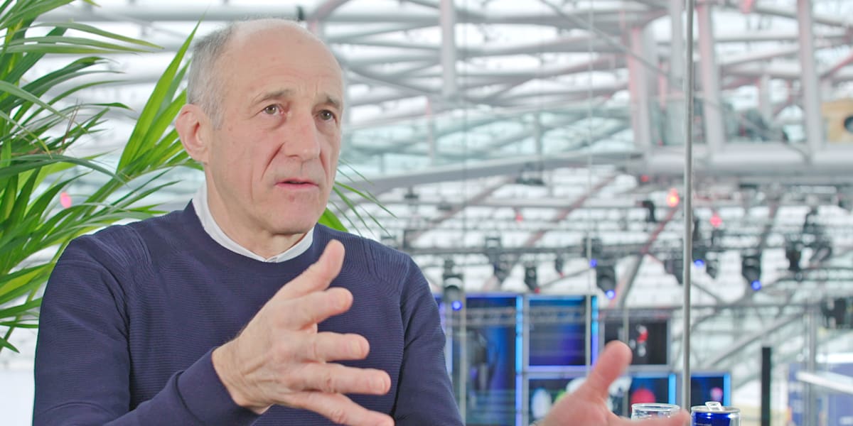 Formel & Fashion Das Interview mit AlphaTauriTeamchef Franz Tost Video