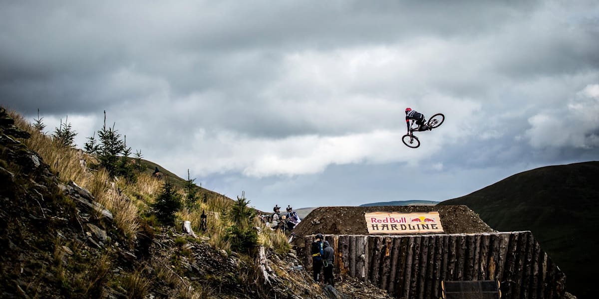 How to build MTB trail jumps The ultimate guide