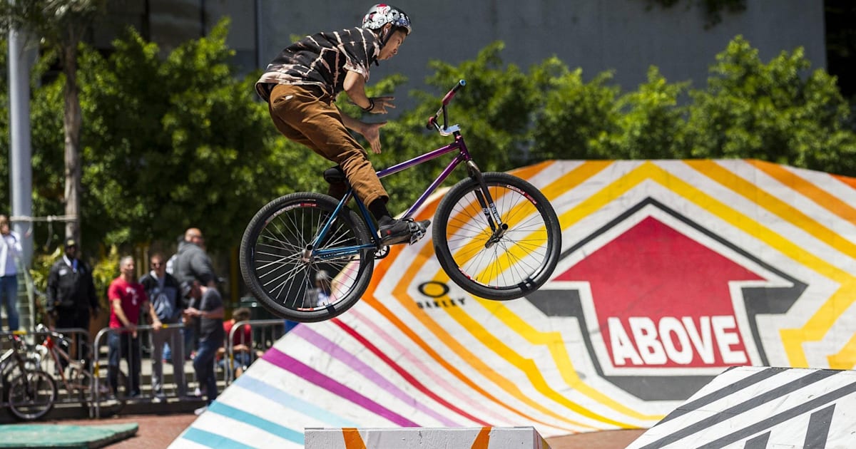 Fixed gear cyclists at Red Bull Ride Style 2014