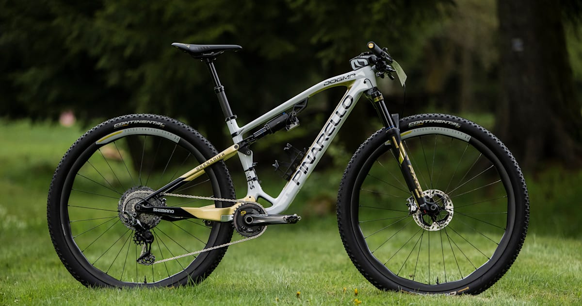 Tom Pidcock s 2023 mountain bike Pinarello Dogma XC
