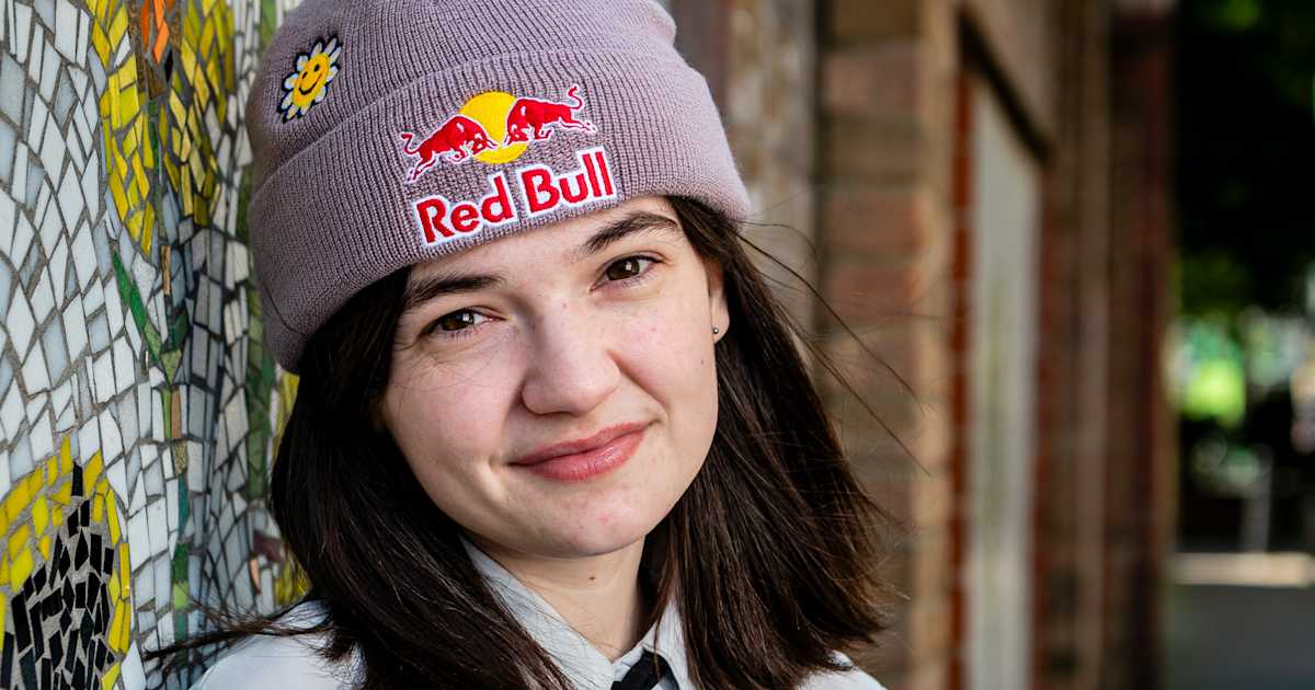 Aimee 'Aimsey' Davies: Streamer – Red Bull Athlete Profile