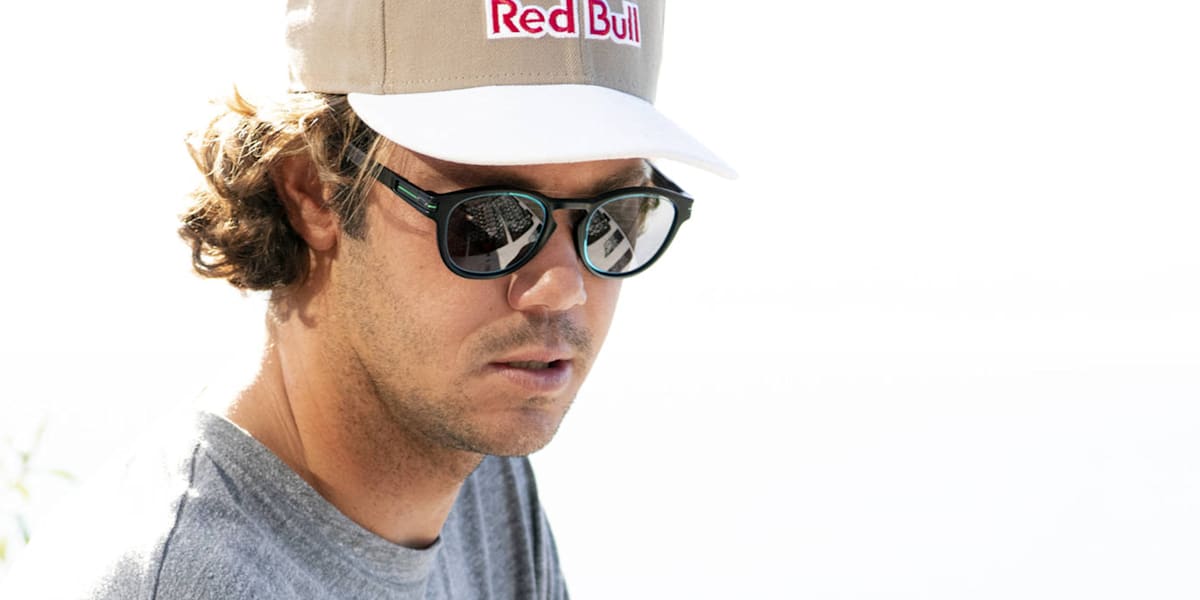Red bull surfing hat 2025