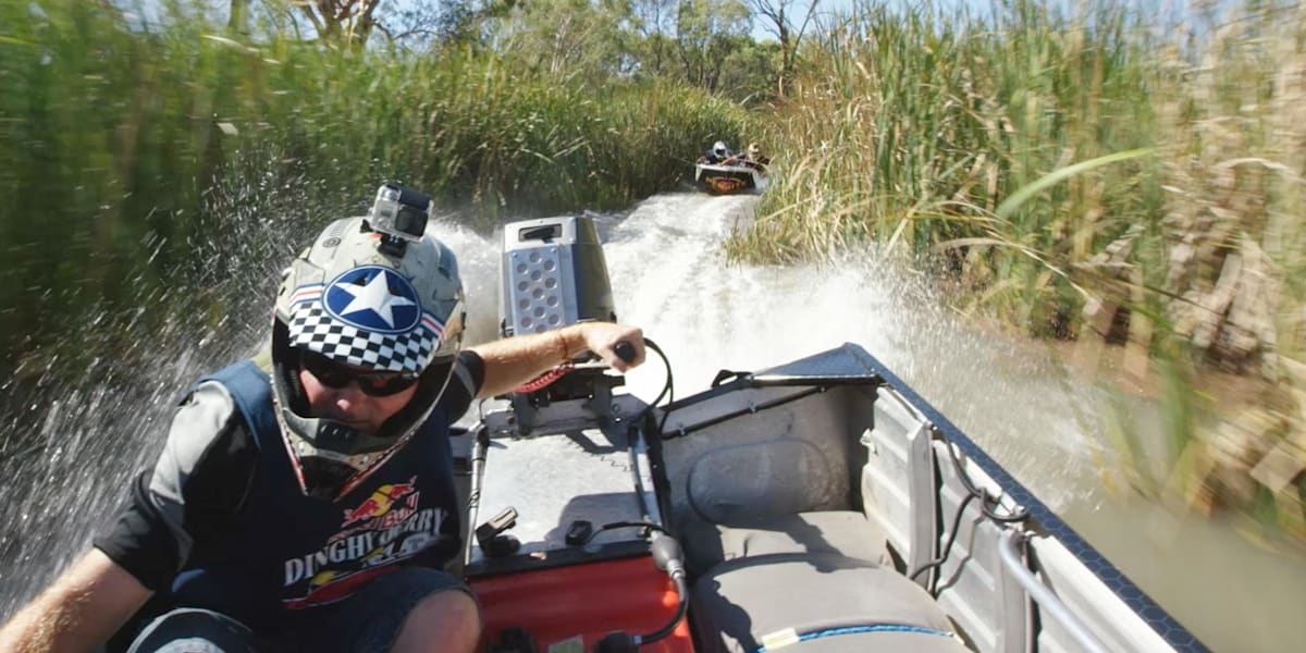 Riverland Dinghy Derby boat race ++video++ Red Bull