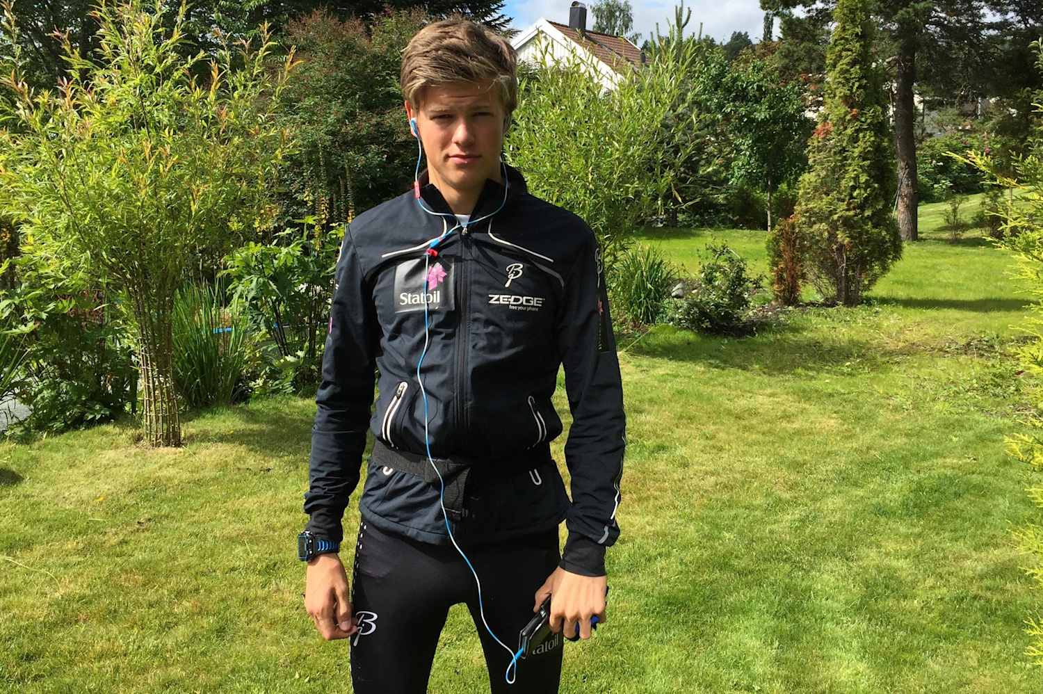 Johannes Under My Wing-deltager