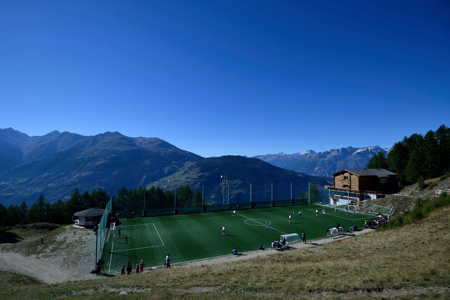 7 most inspiring places to watch football