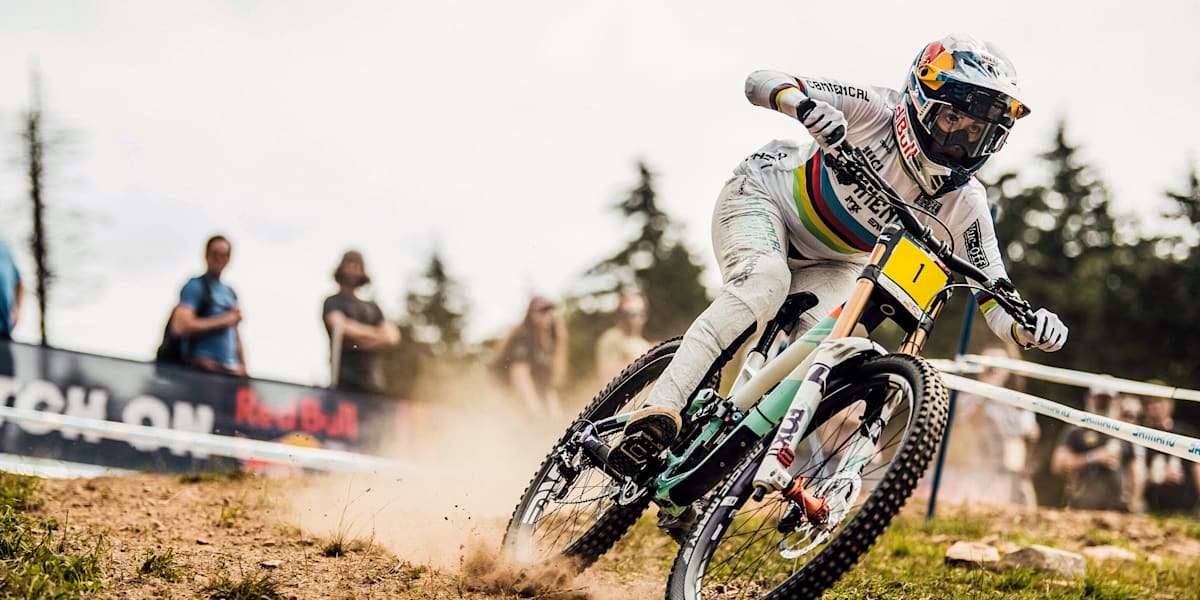 Uci dh top