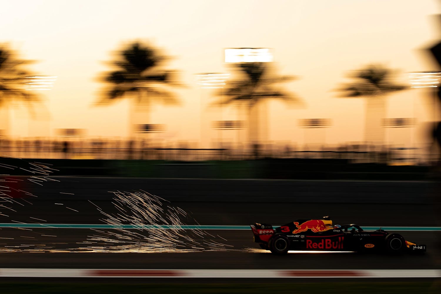 Abu Dhabi Formula 1 Grand Prix 2018 Race Report