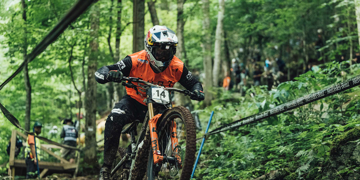 UCI DH World Cup Snowshoe 2022 report and videos