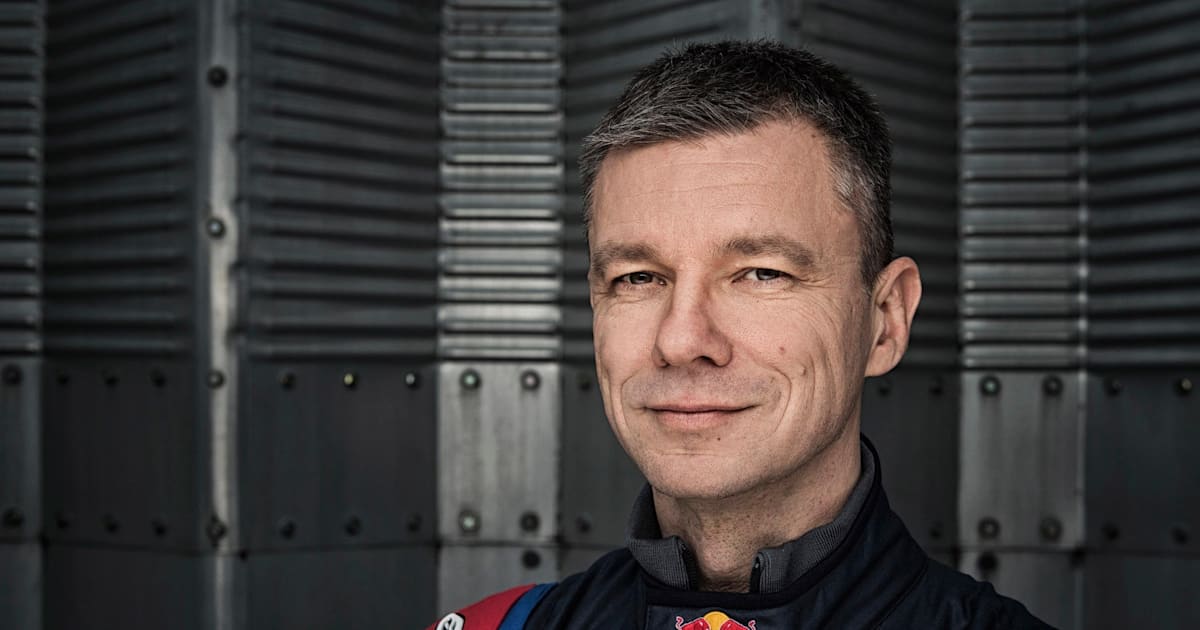 Jan Rudzinskyj - left wing