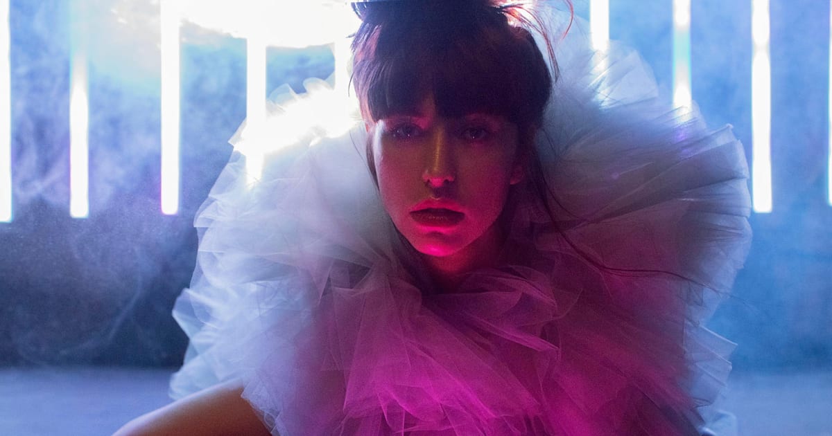 kimbra-primal-heart-portrait-
