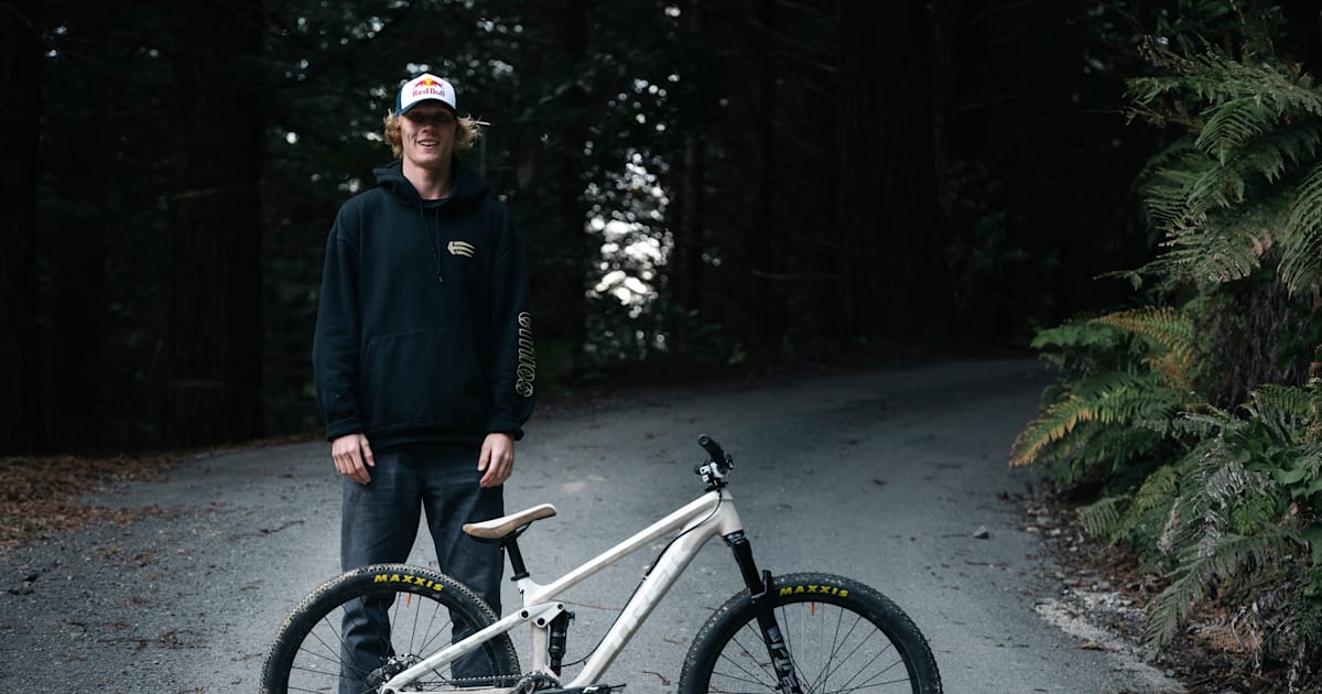 Emil Johansson Bike Check MTB Slopestyle Trek Ticket S