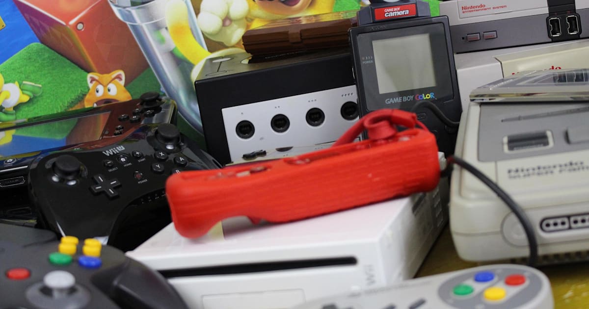 Nintendo　ゲーム機　まとめ売り ファミコンからSwitchまで】任天堂歴代ゲーム機 海外人気ランキング