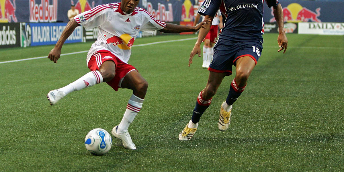 サッカー選手用 メンタルを強化する方法 5選 トレーニング レッドブル