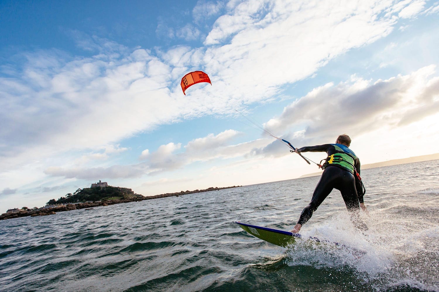 Kitesurfing in the UK Top 10 British kiting spots