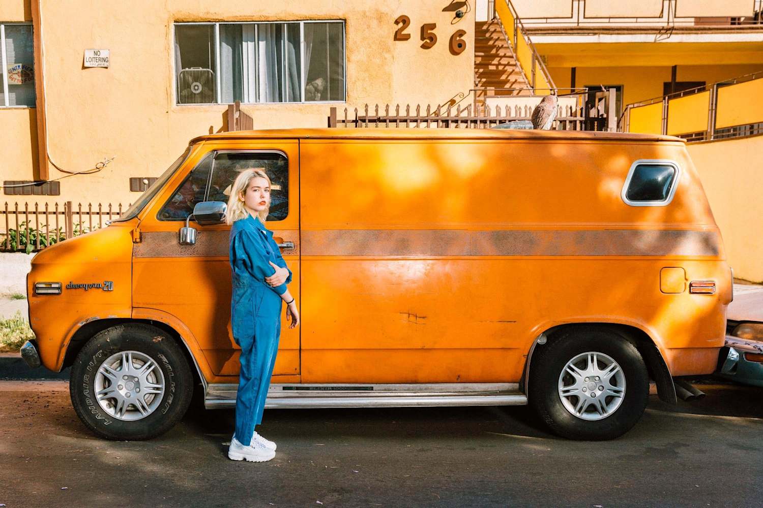 Orange mail jordan Clearance