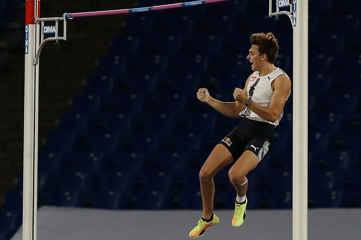Armand Duplantis Knackt Stabhochsprung Weltrekord