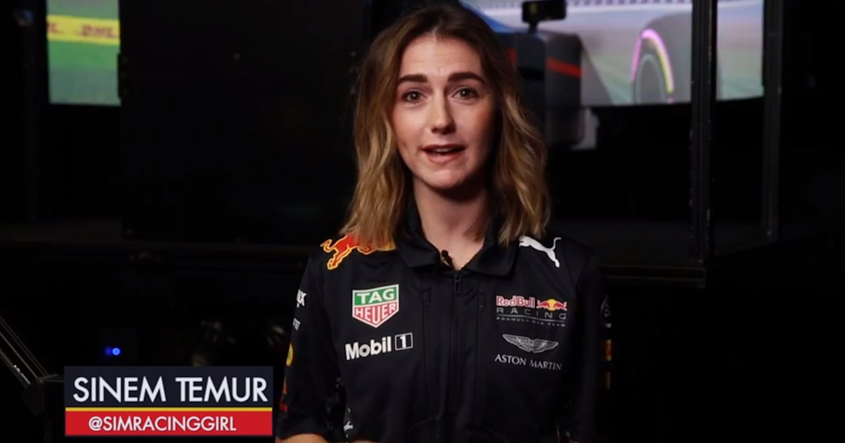 Sim Racing Girl essaie le simulateur F1 Red Bull Racing