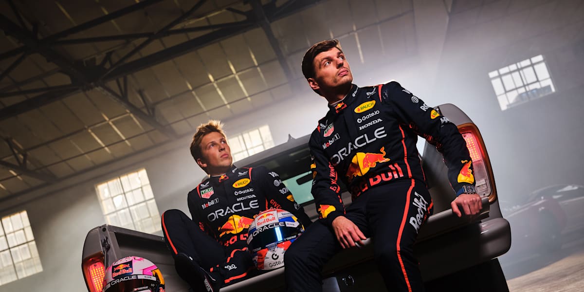 【希少】Sparco製 Sauber F1 Red Bullジャケット 希少】Sparco製 Sauber F1 Red Bullジャケット F1 FORMULA ONE TEAM