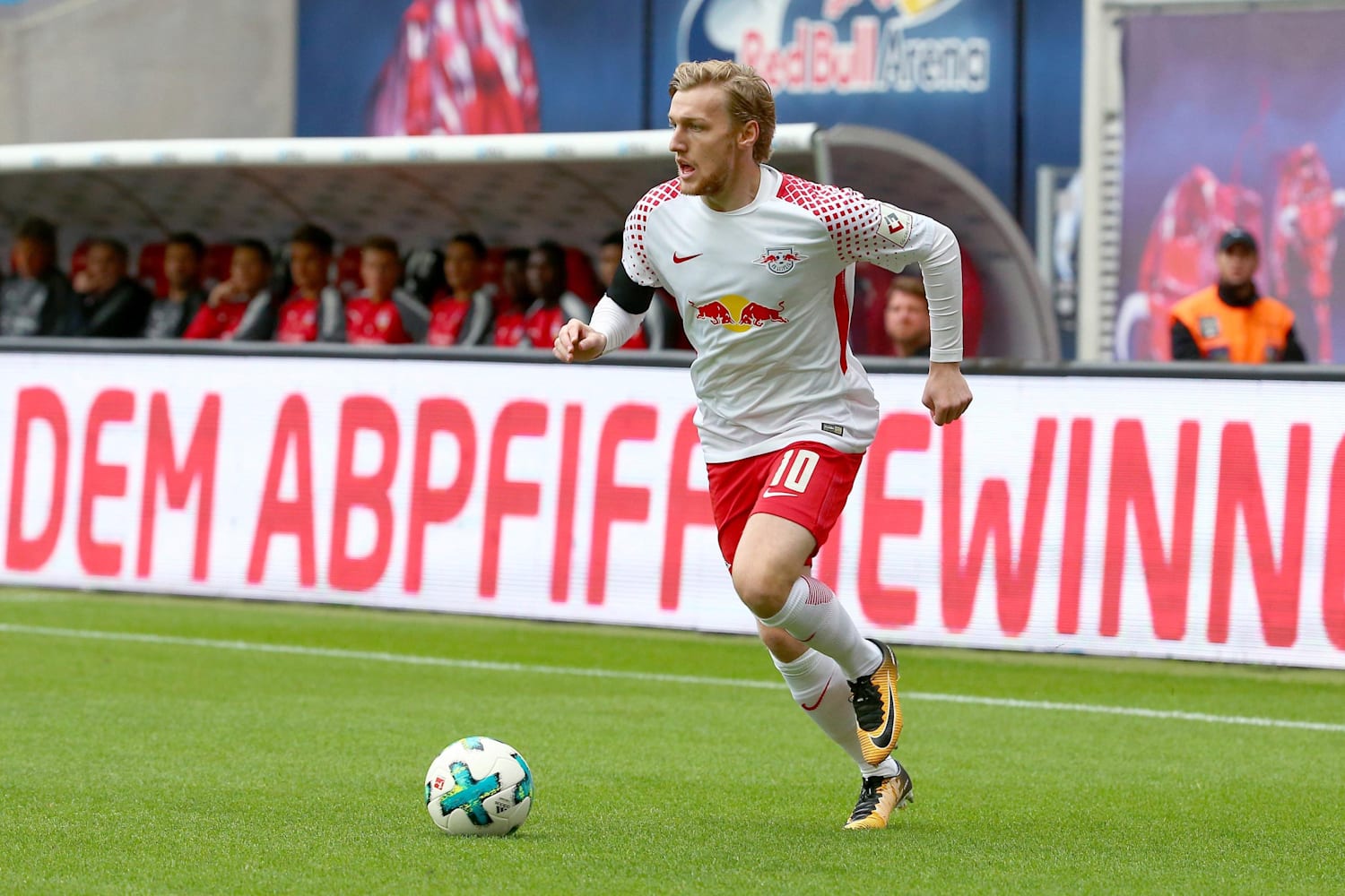 Emil Forsberg FIFA 18 >> Unsere FUT-Team Kaufempfehlung