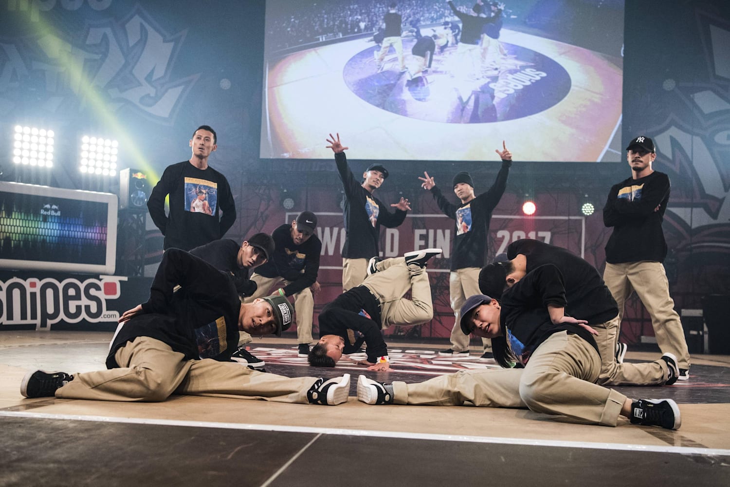 トップダンサーが出演しているストリートダンスムービー