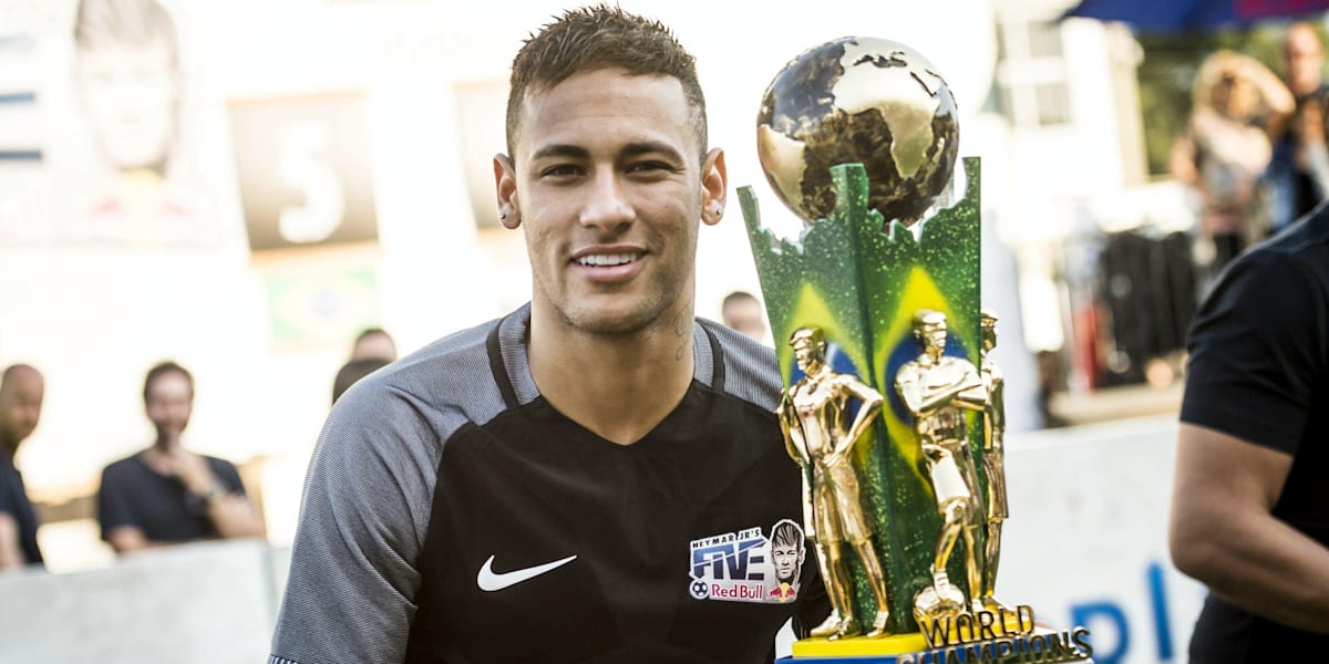 Neymar jr 2000 clearance