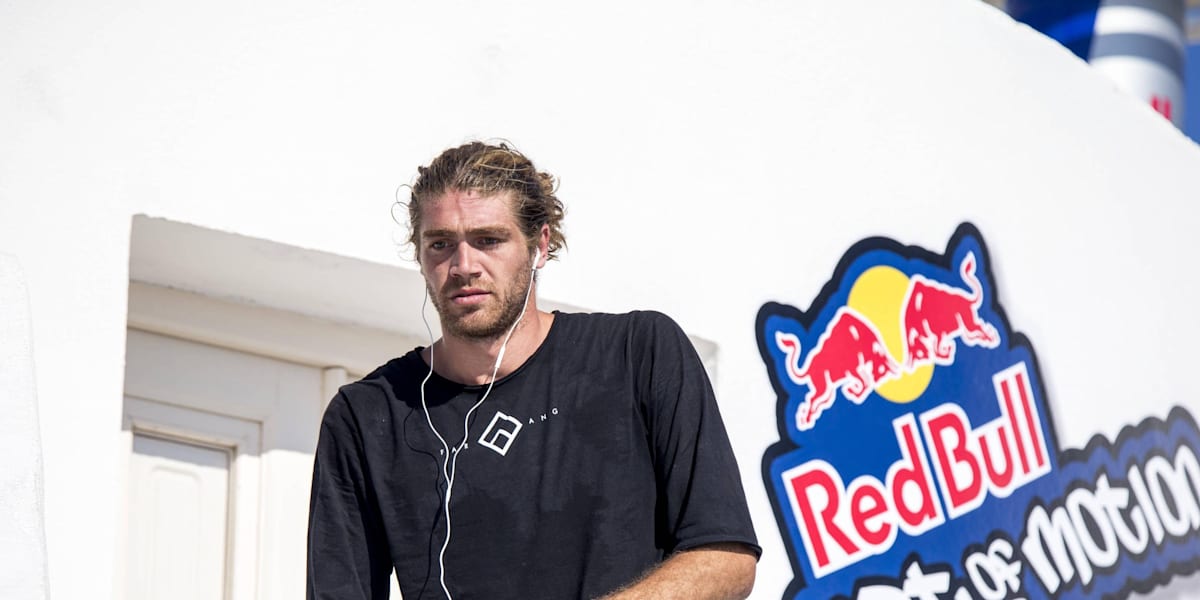 Red bull parkour t shirt outlet
