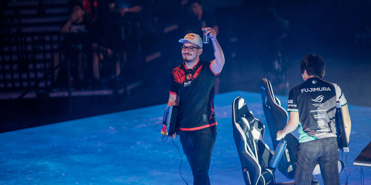 Big Bird：『ストリートファイターV』トッププレイヤーまでの道のり eスポーツ レッドブル ストV